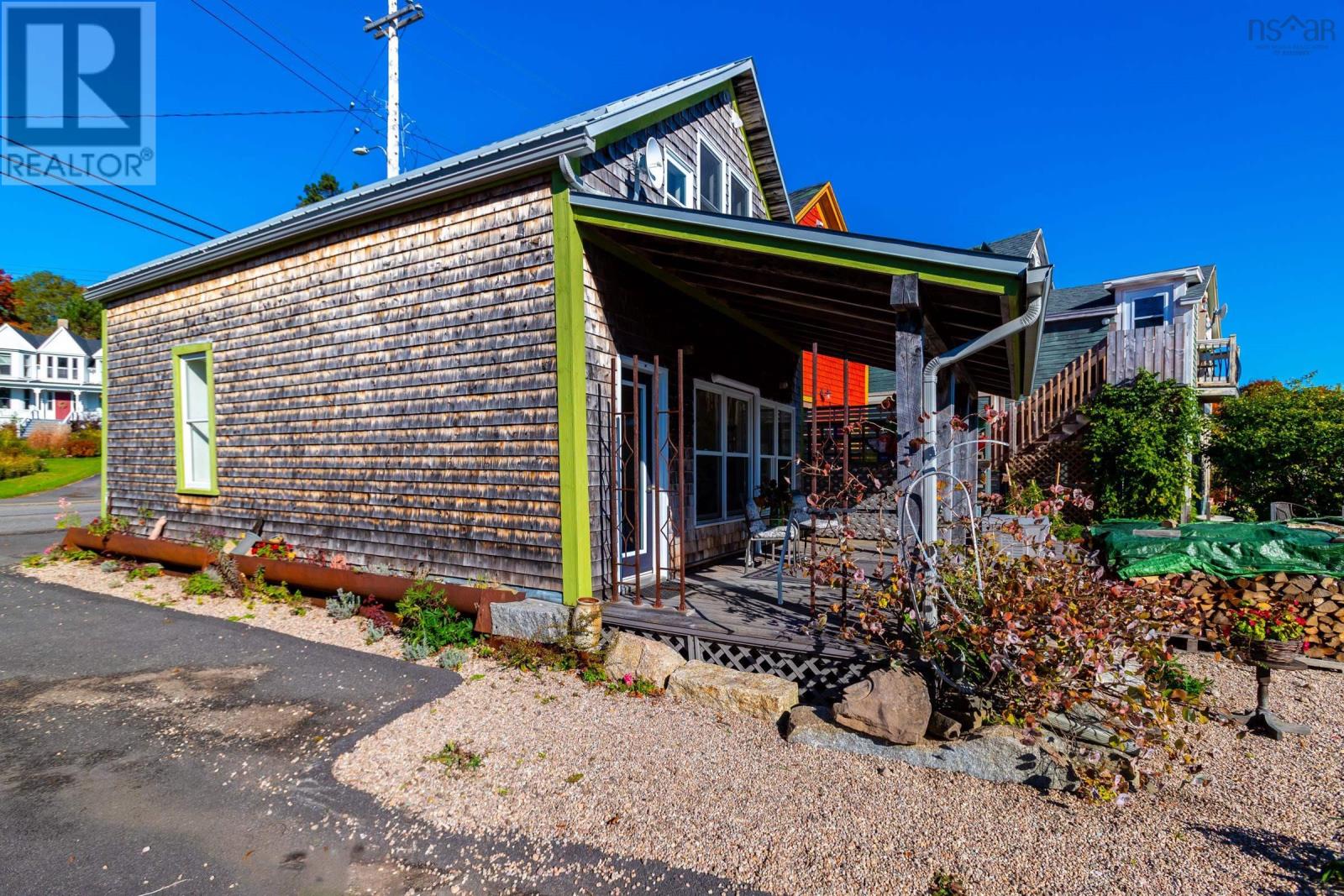 5360 Granville Road - 40