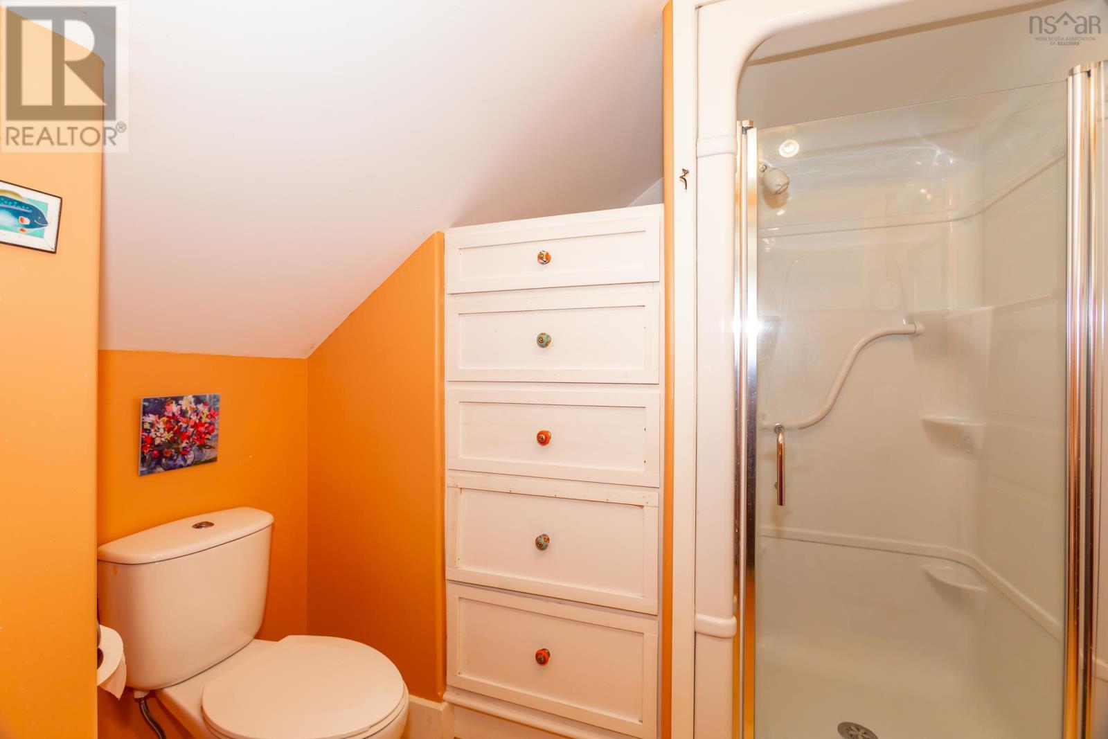 5360 Granville Road - 33