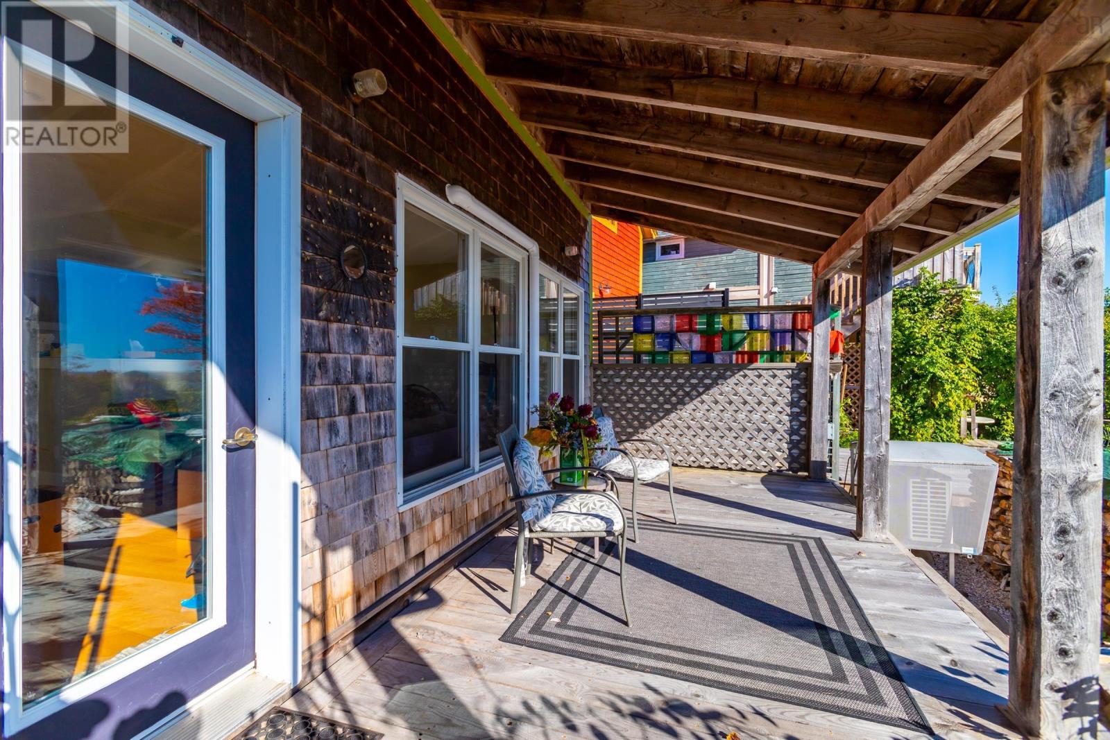 5360 Granville Road - 36