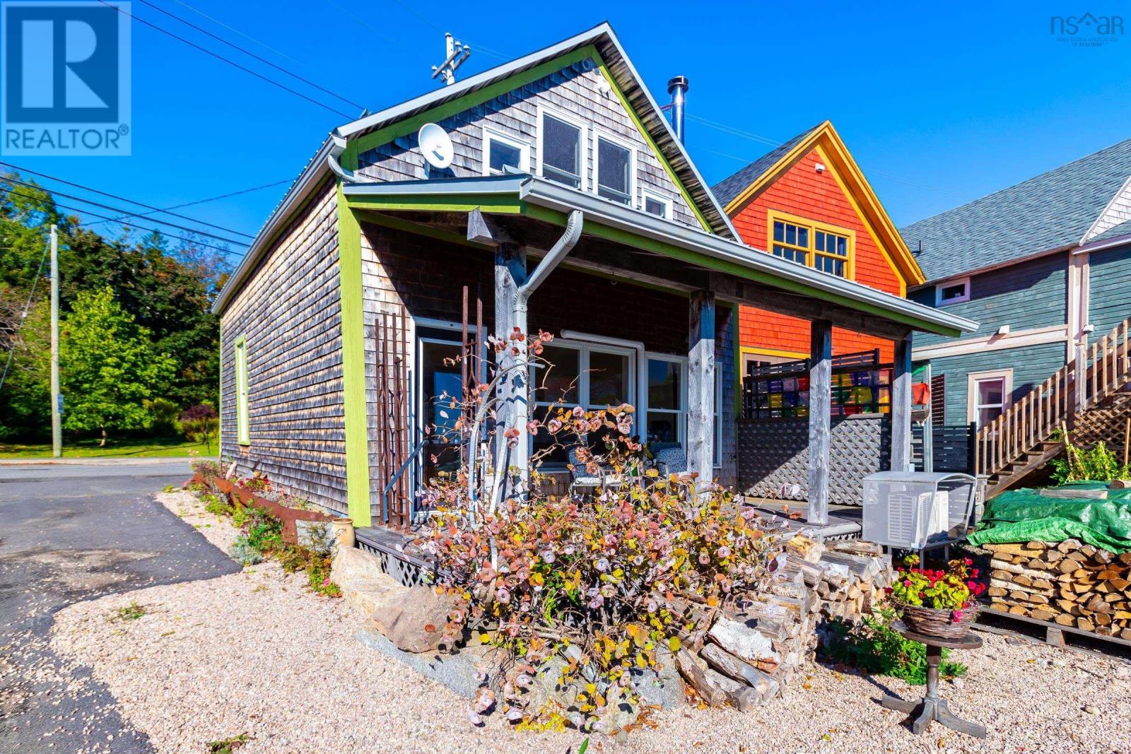 5360 Granville Road - 35