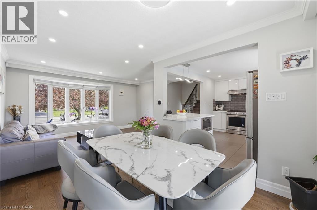 2122 BRIDGE Road, Oakville, Ontario, L6L2G1 — Photo 4