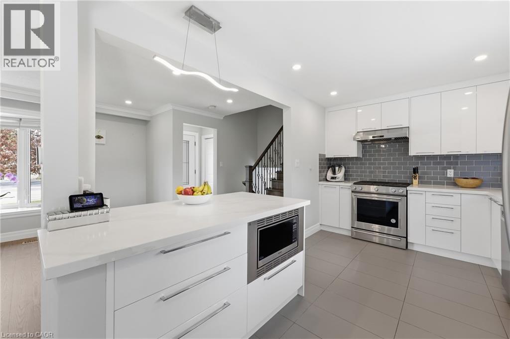 2122 BRIDGE Road, Oakville, Ontario, L6L2G1 — Photo 17