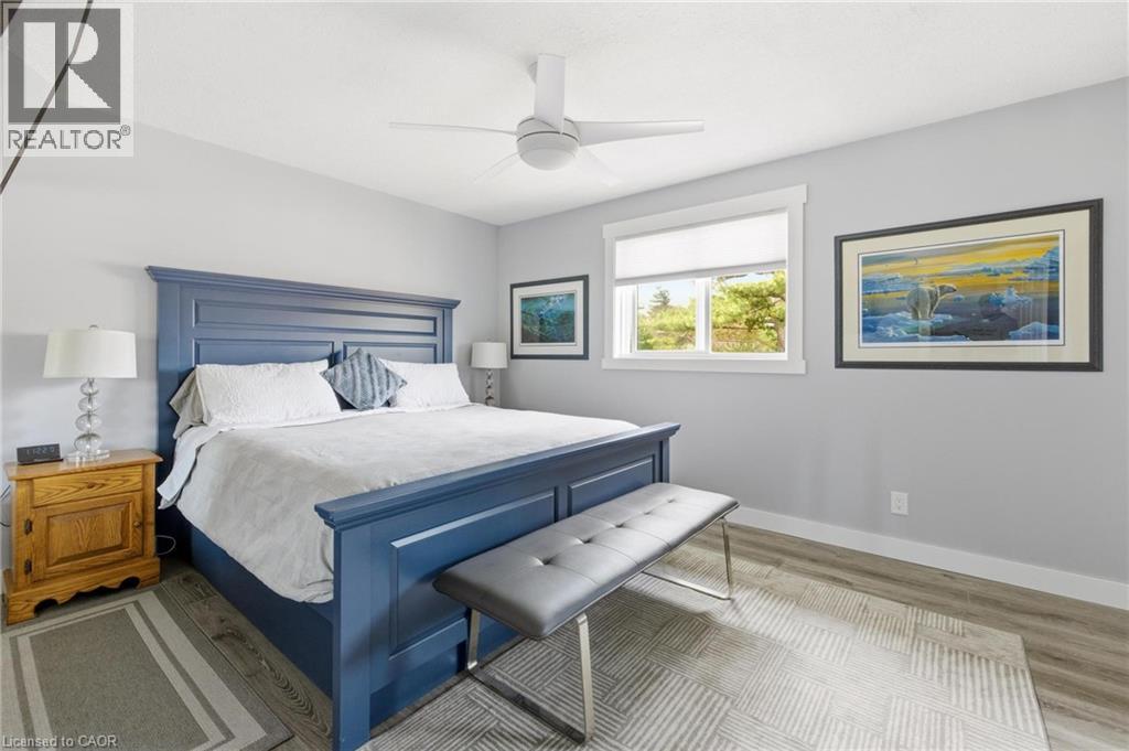 25 GREENOCK Drive, Kitchener, Ontario, N2E2J9 — Photo 4