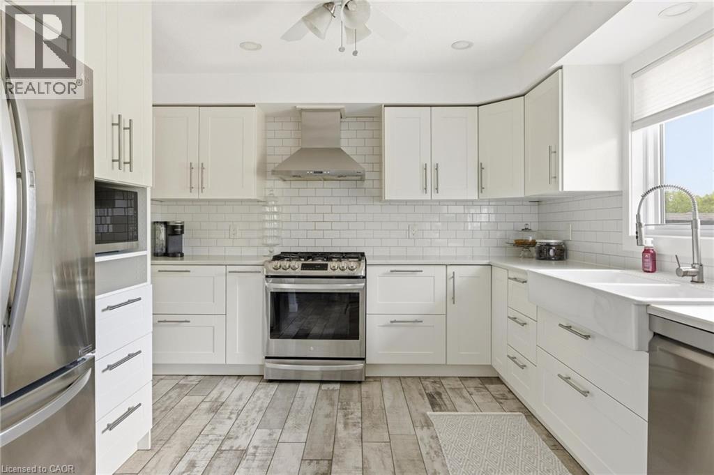 25 GREENOCK Drive, Kitchener, Ontario, N2E2J9 — Photo 15
