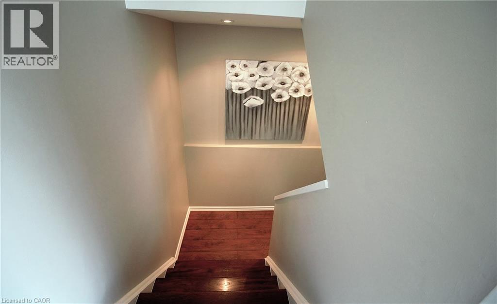 37 BREWSTER Street, Hamilton, Ontario, L8T4R6 — Photo 10