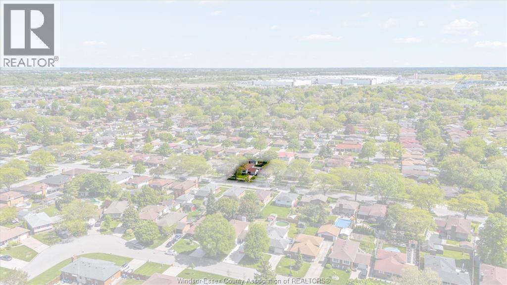 10575 Mulberry DRIVE, Windsor, Ontario, N8R1H7 — Photo 31