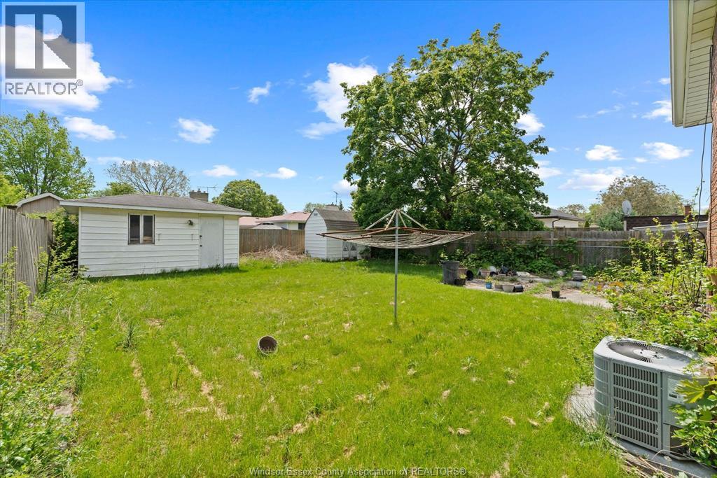 10575 Mulberry DRIVE, Windsor, Ontario, N8R1H7 — Photo 33