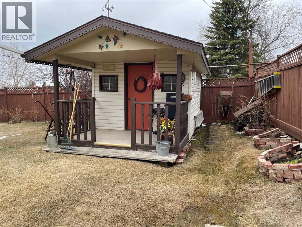 10400 105 Avenue - 23