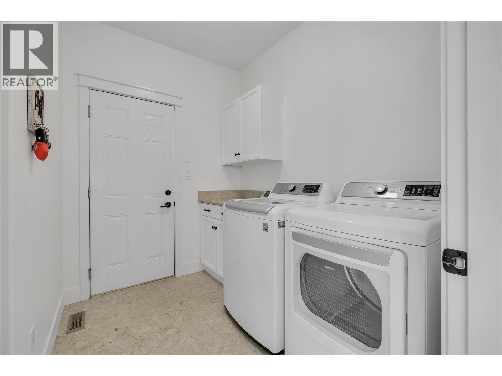 2562 Tuscany Drive - 25