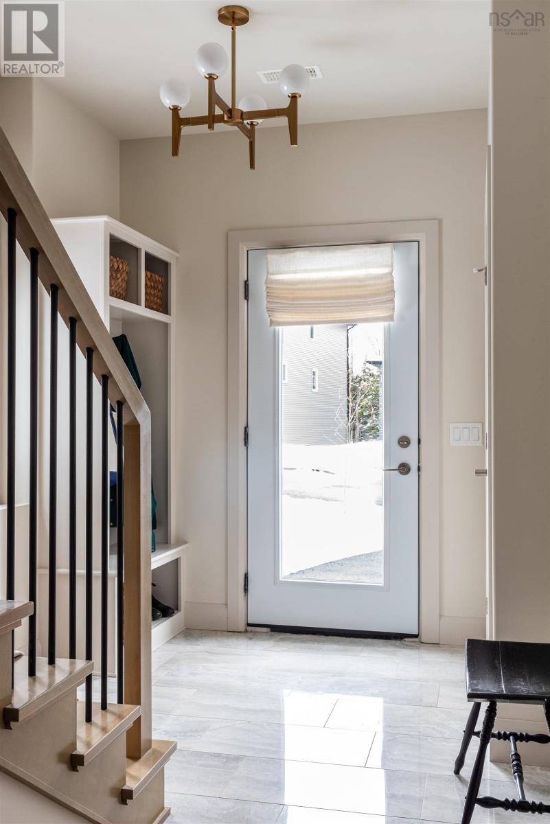 54 Pearlgarden Close - 34