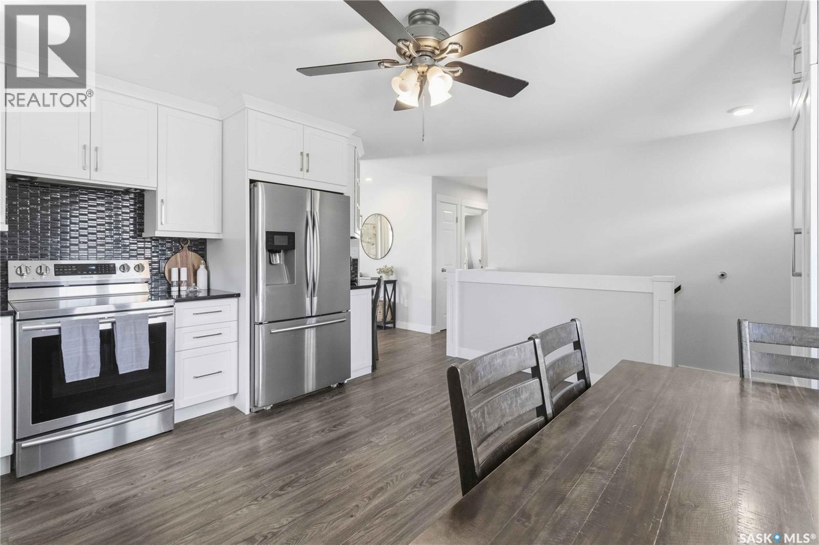 134 Russell ROAD - 15