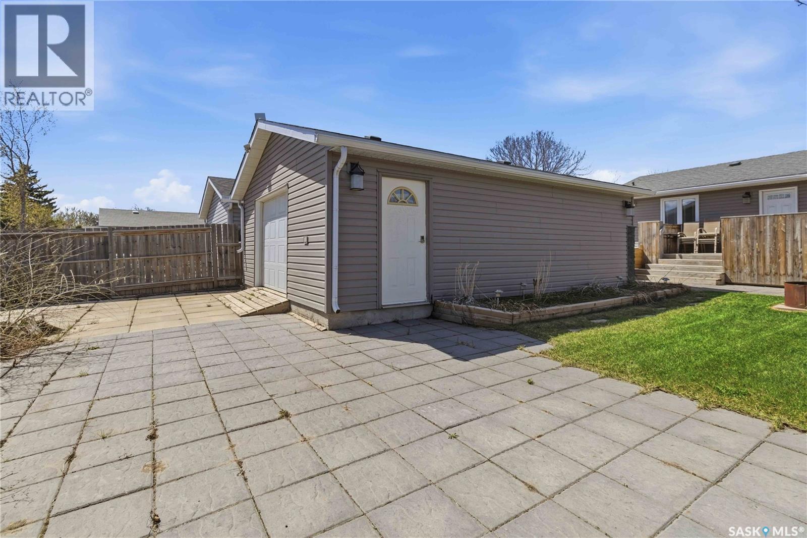 134 Russell ROAD - 42