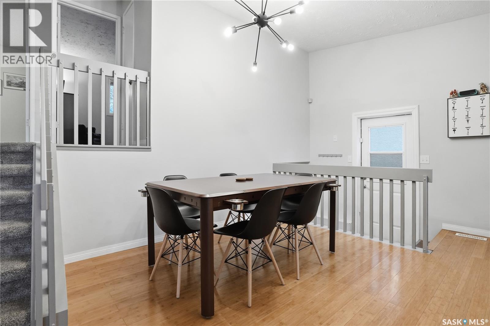 2838 Hartmann CRESCENT E - 8