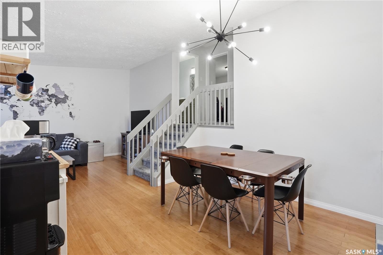 2838 Hartmann CRESCENT E - 9