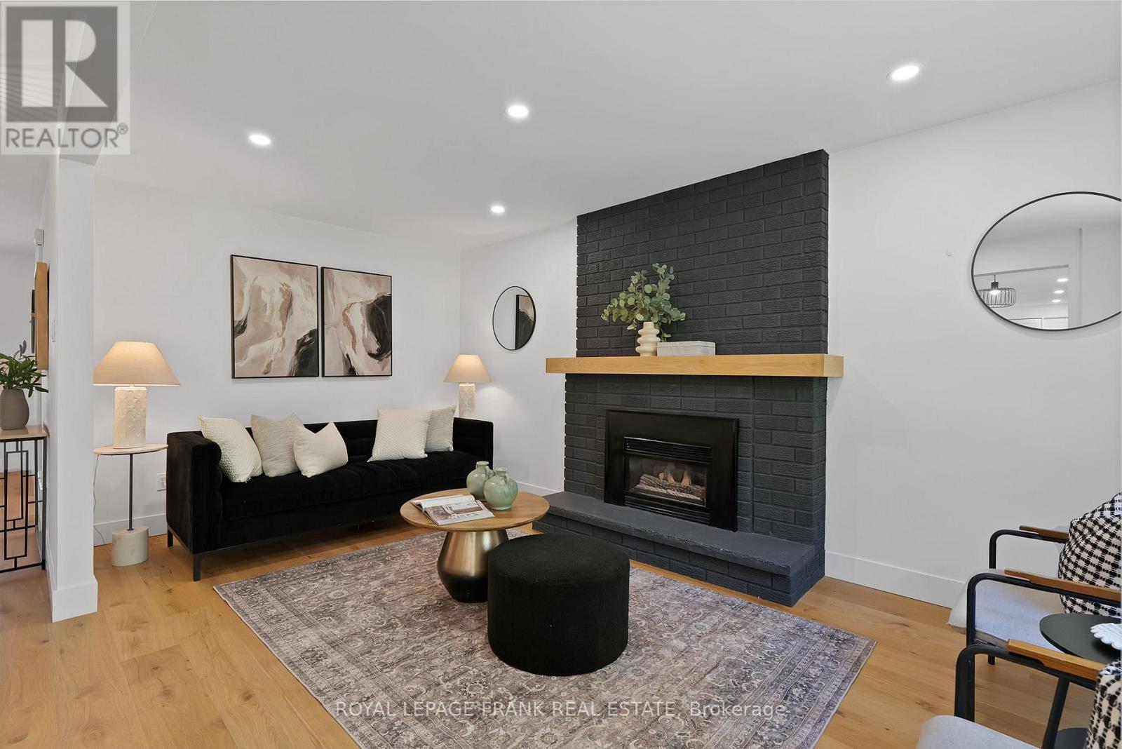 272 PLYMOUTH TRAIL - 15