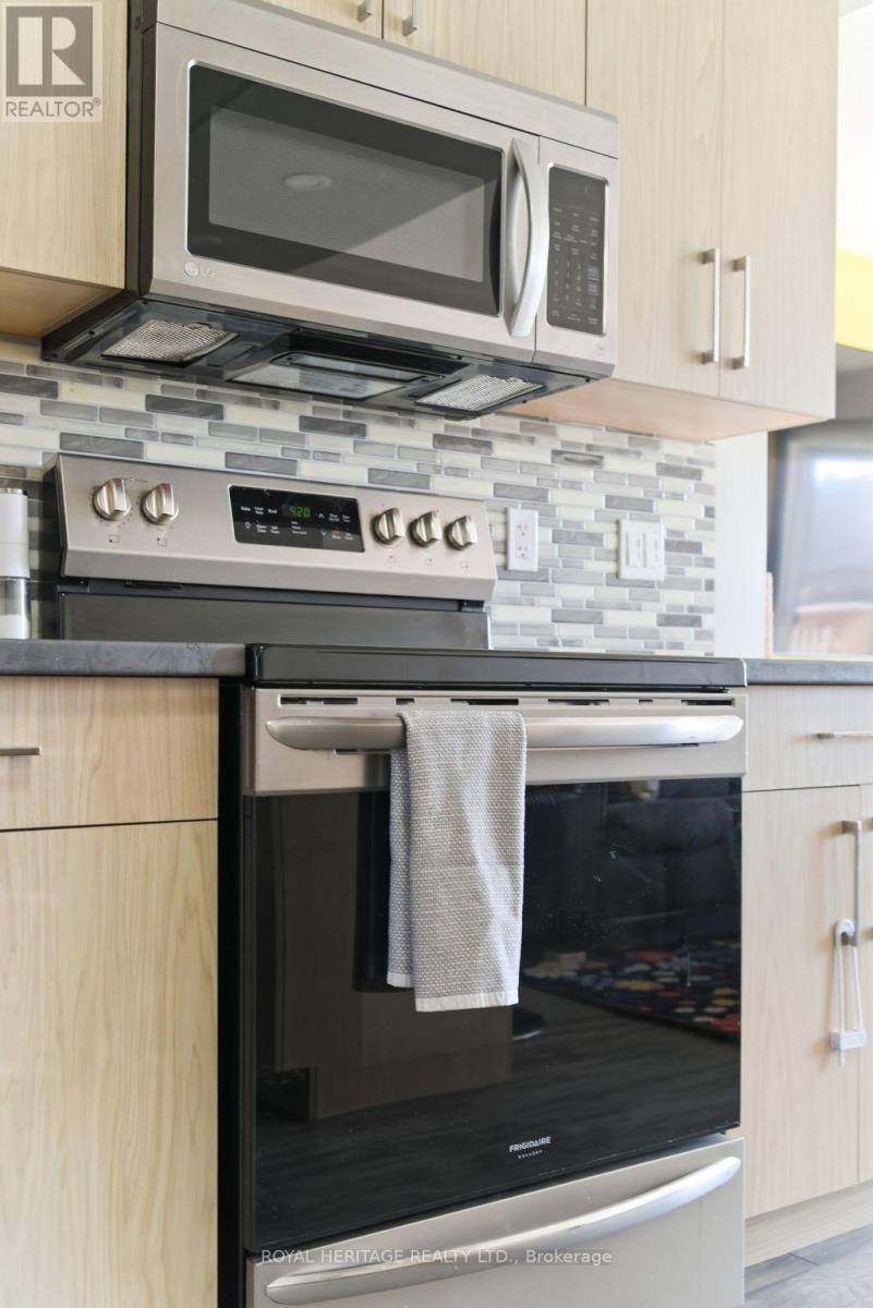 33 DEWAL PLACE - 14