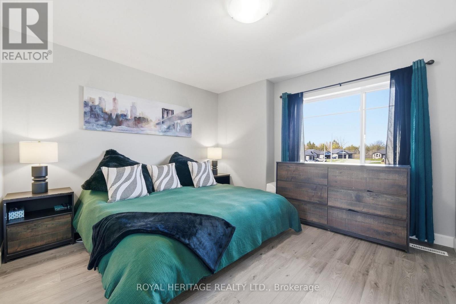 33 DEWAL PLACE - 23