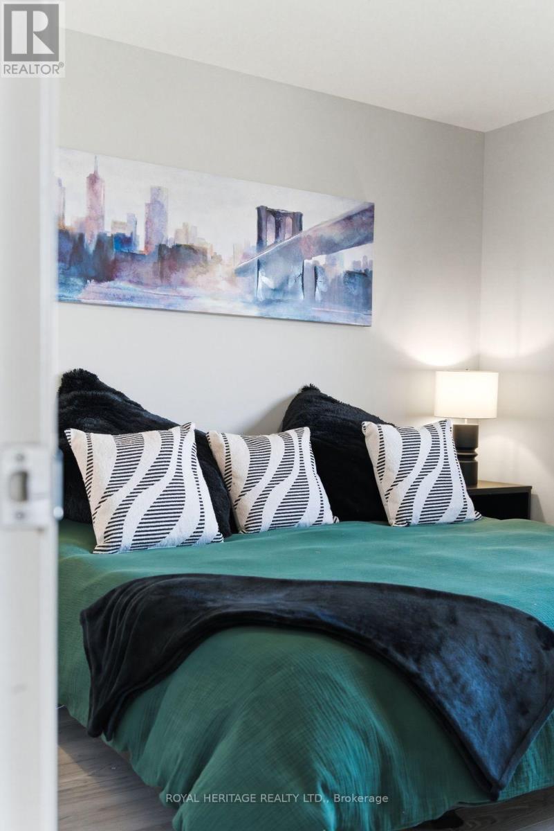 33 DEWAL PLACE - 24