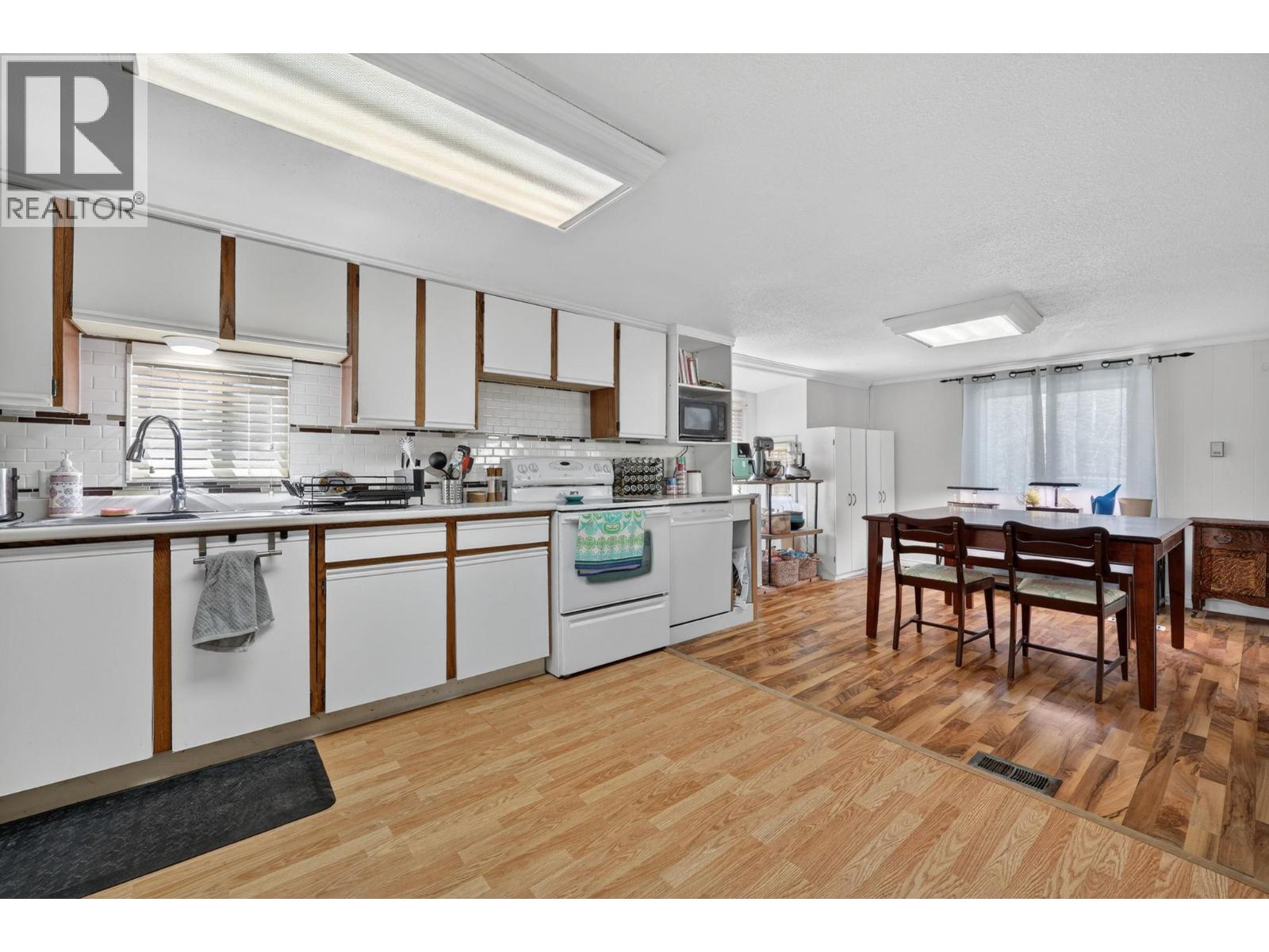 27 715 Beaver Lake Road - photo 2