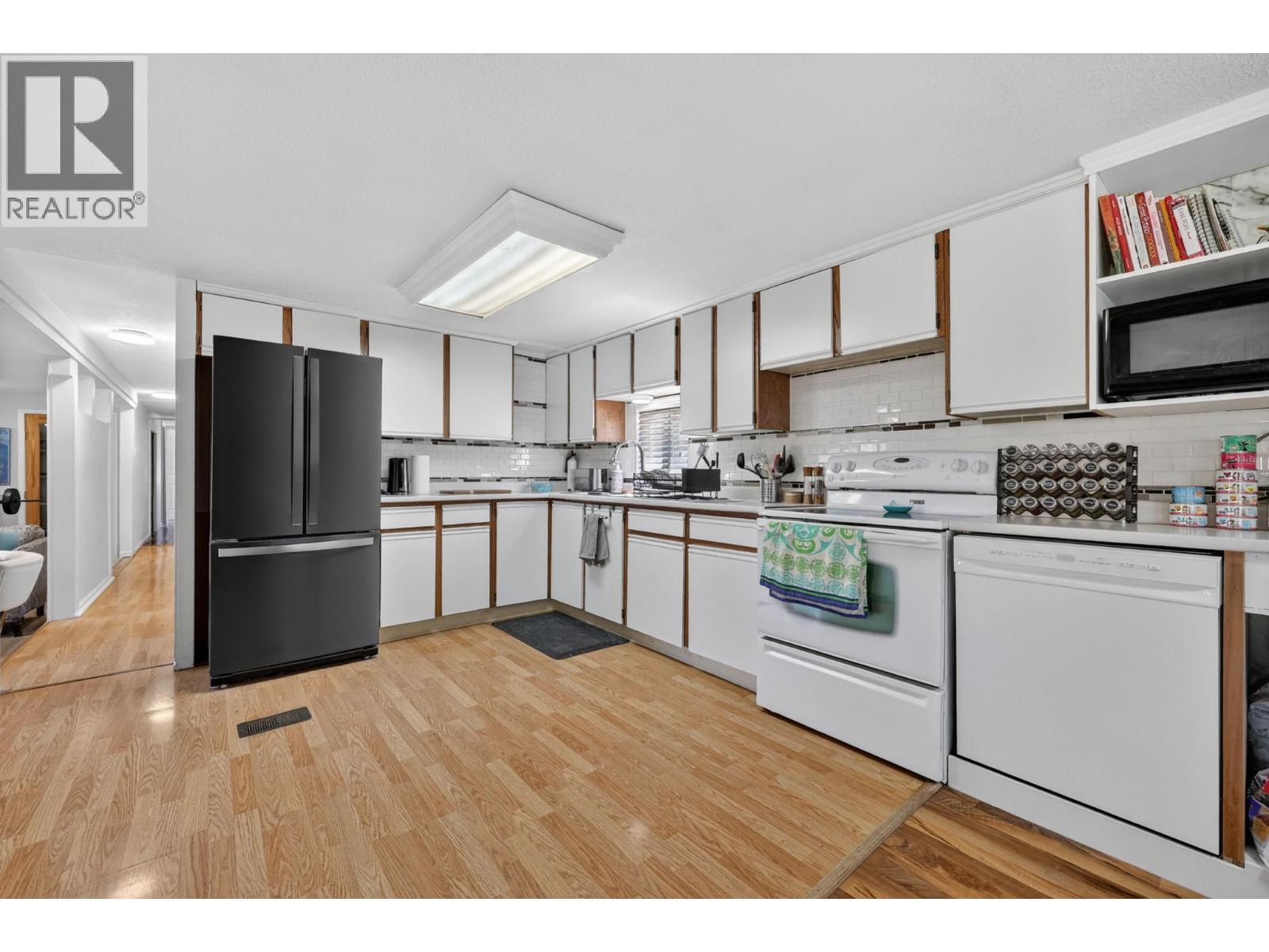 #27 715 Beaver Lake Road - Image 3