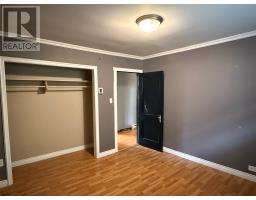 215 Citizens Drive thumbnail 38
