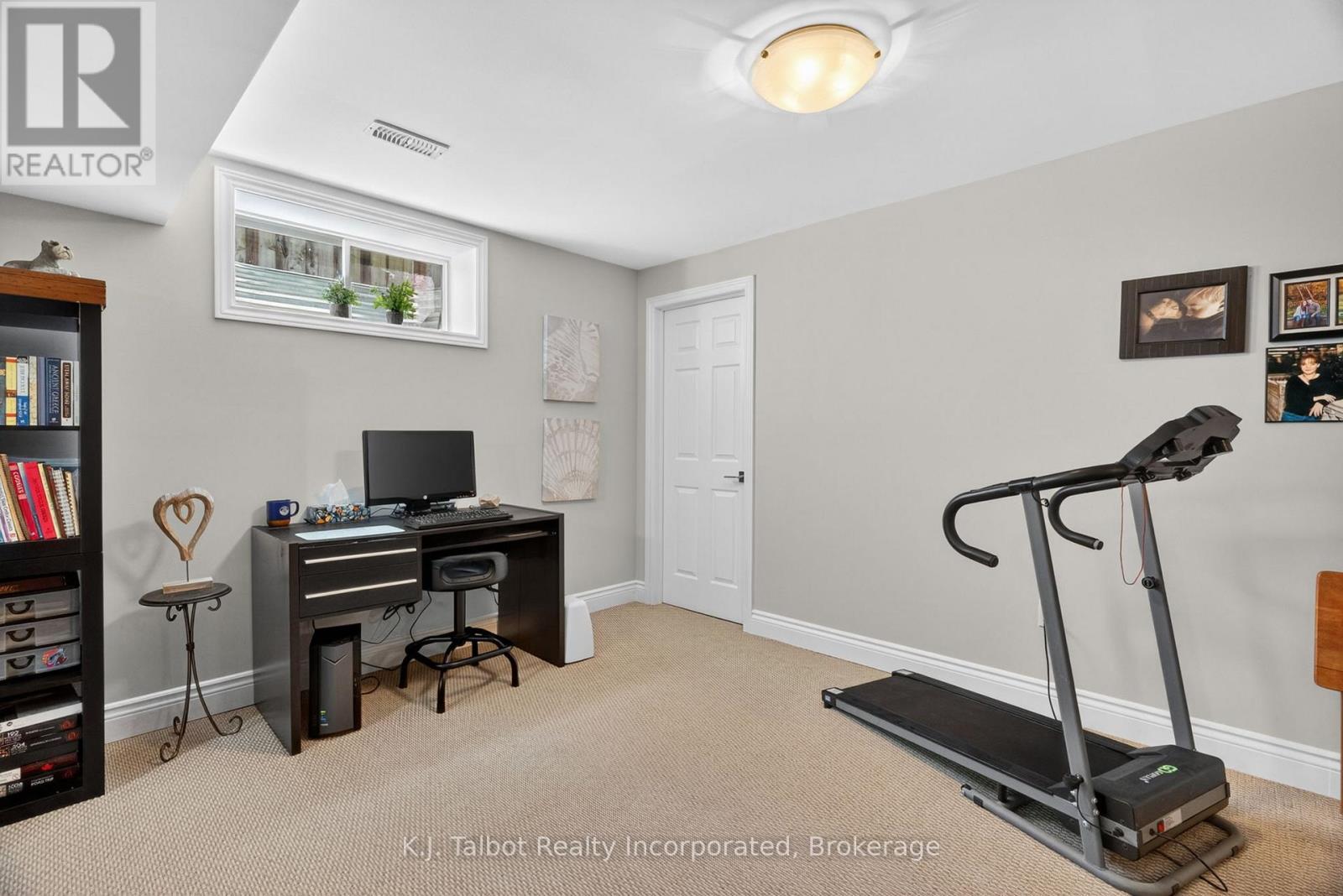 11 LEE CRESCENT - 28