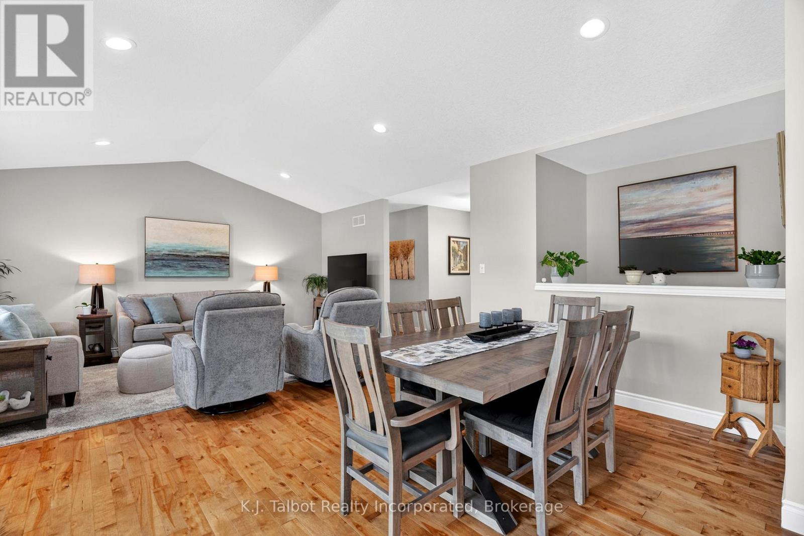 11 LEE CRESCENT - 10