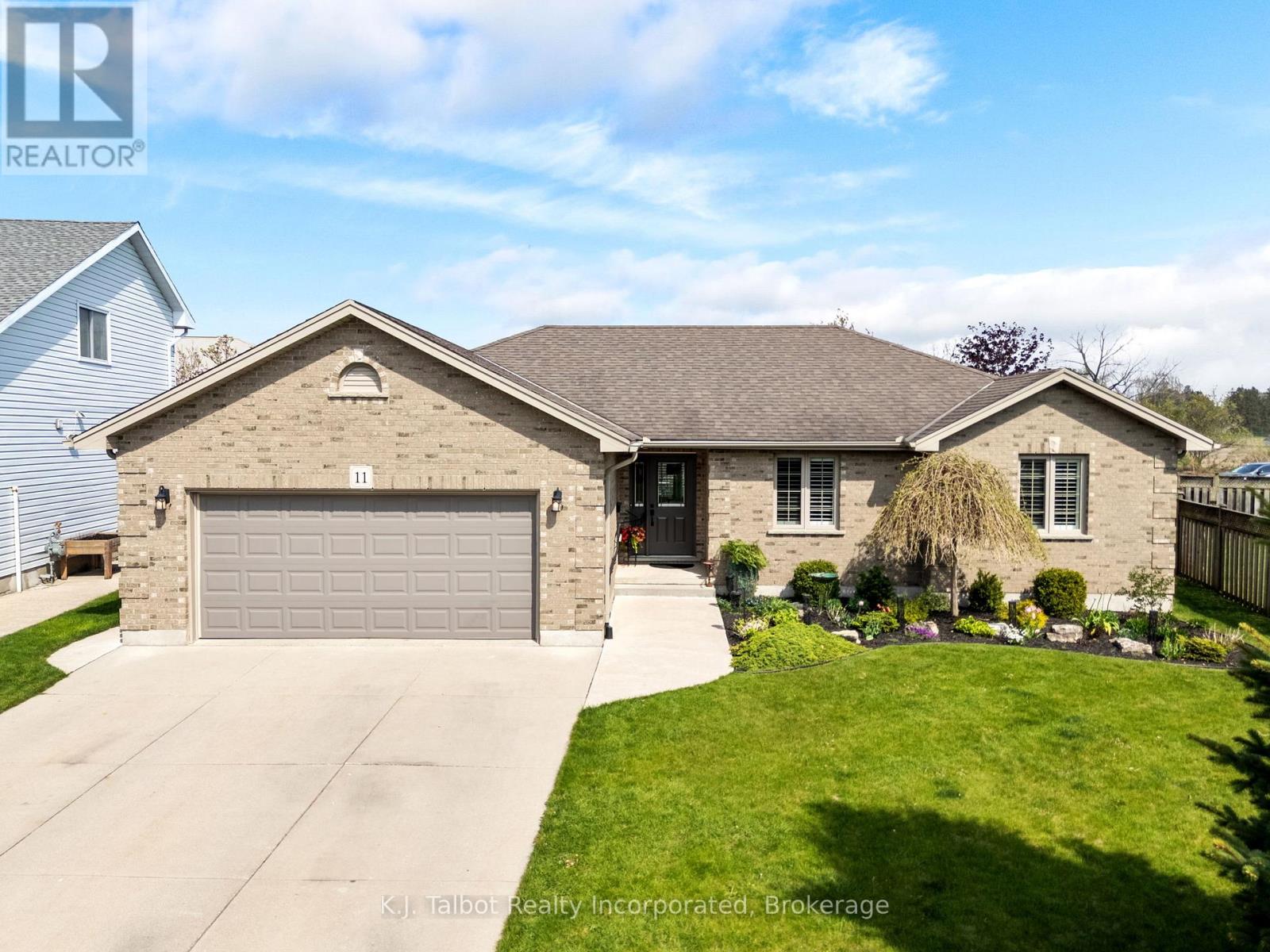 11 LEE CRESCENT - 49