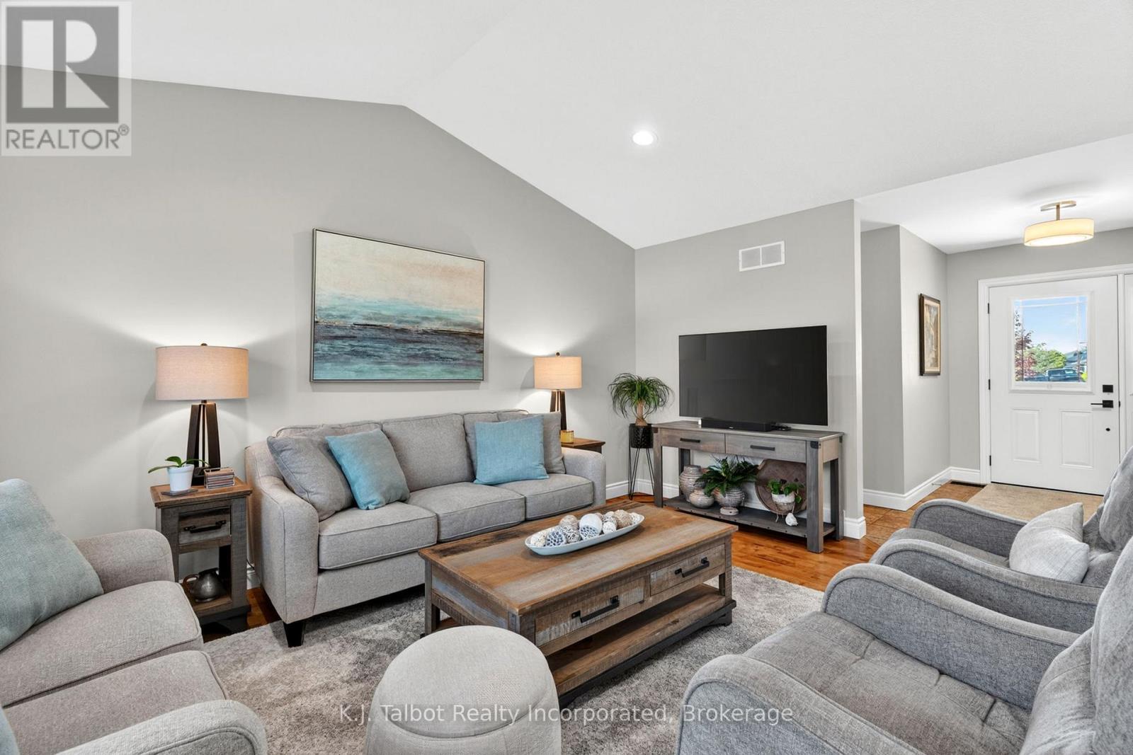 11 LEE CRESCENT - 8