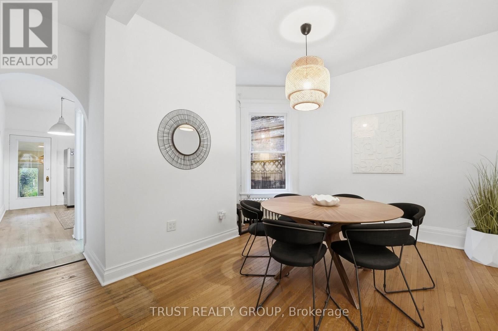 134 CLOSE AVENUE - 15