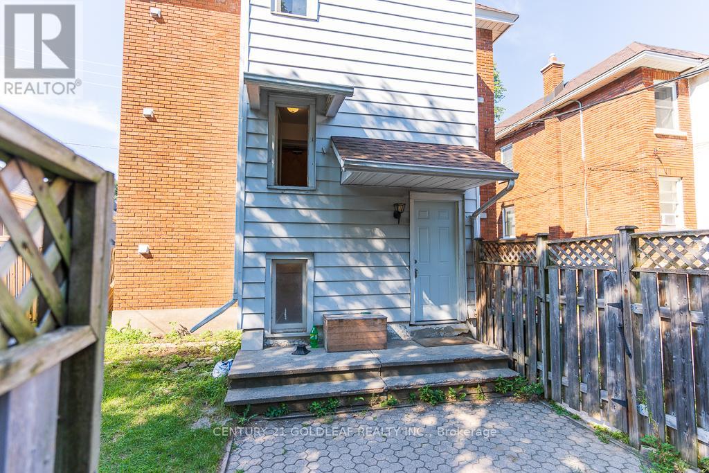 543 KIRKWOOD AVENUE - 18