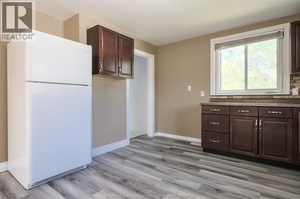 1040 POPE STREET, LaSalle, Ontario, N9J3E4 — Photo 6