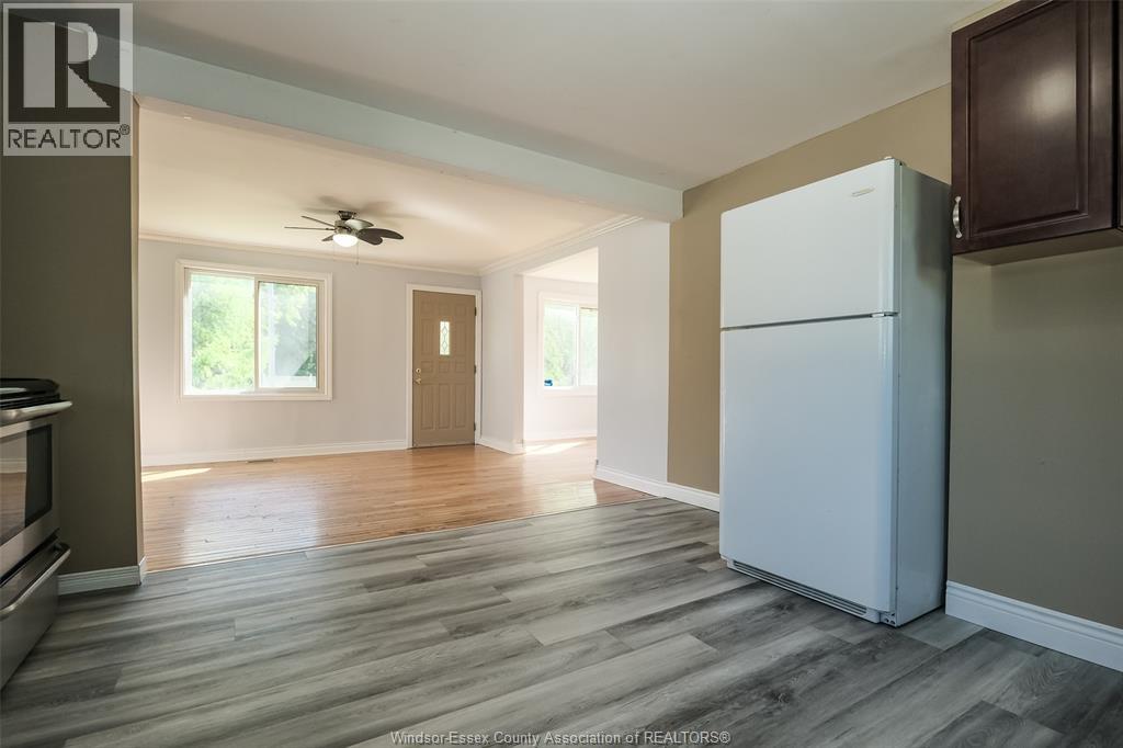 1040 POPE STREET, LaSalle, Ontario, N9J3E4 — Photo 7