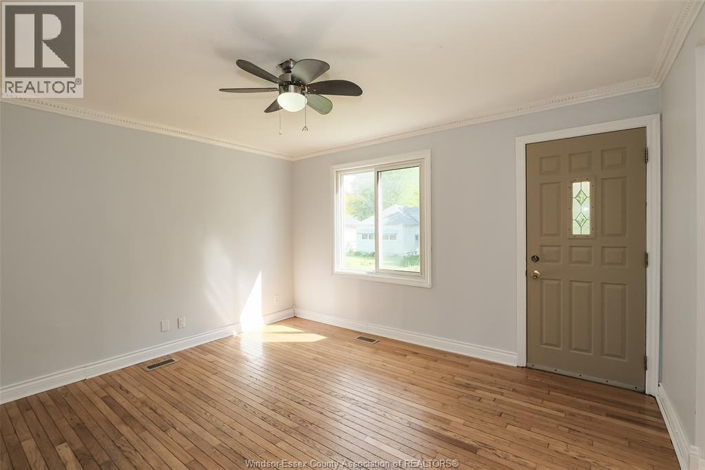 1040 POPE STREET, LaSalle, Ontario, N9J3E4 — Photo 8