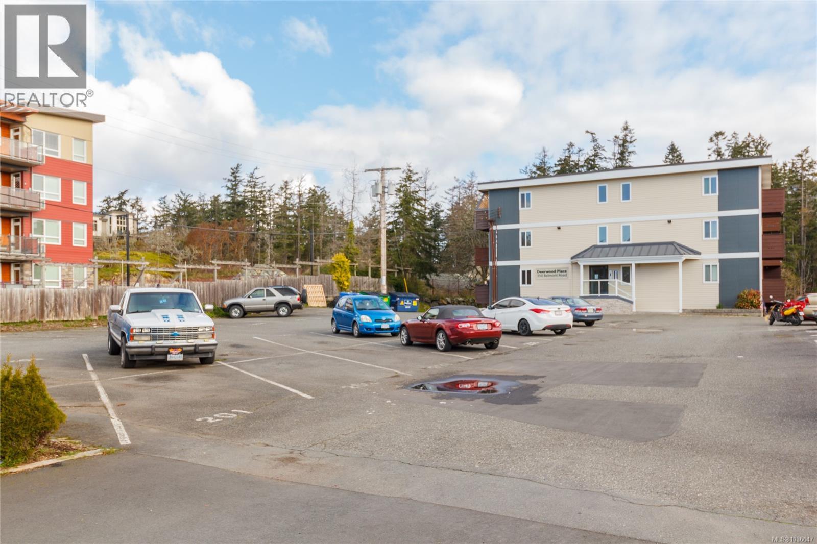 #301 350 Belmont Rd - 9