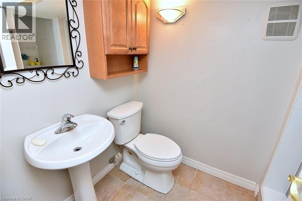 22 SAN REMO Drive - 31