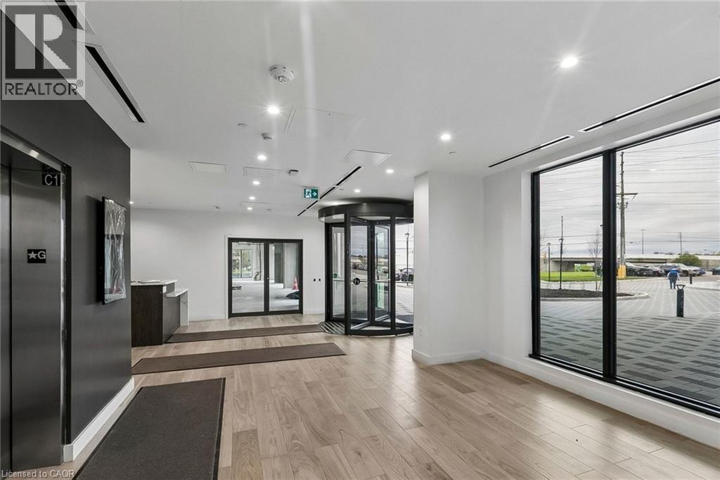 996 MARTIN GROVE Road Unit# 302, Etobicoke, Ontario, M9W4V8 — Photo 3
