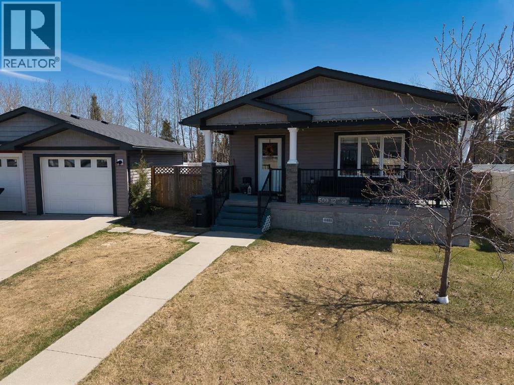 509 12 Street SW — photo 37