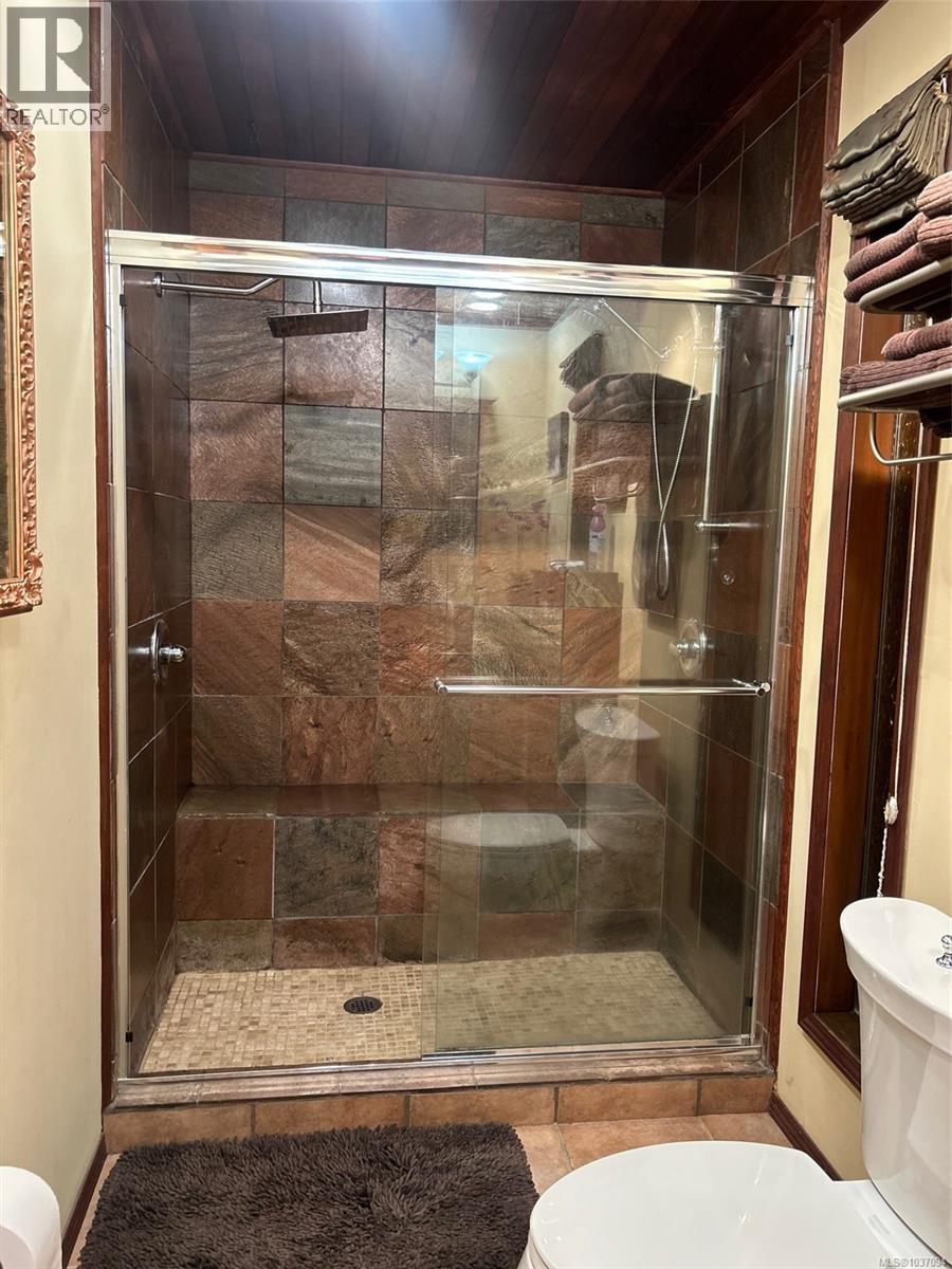 4814 Blue Jay Trail - 24