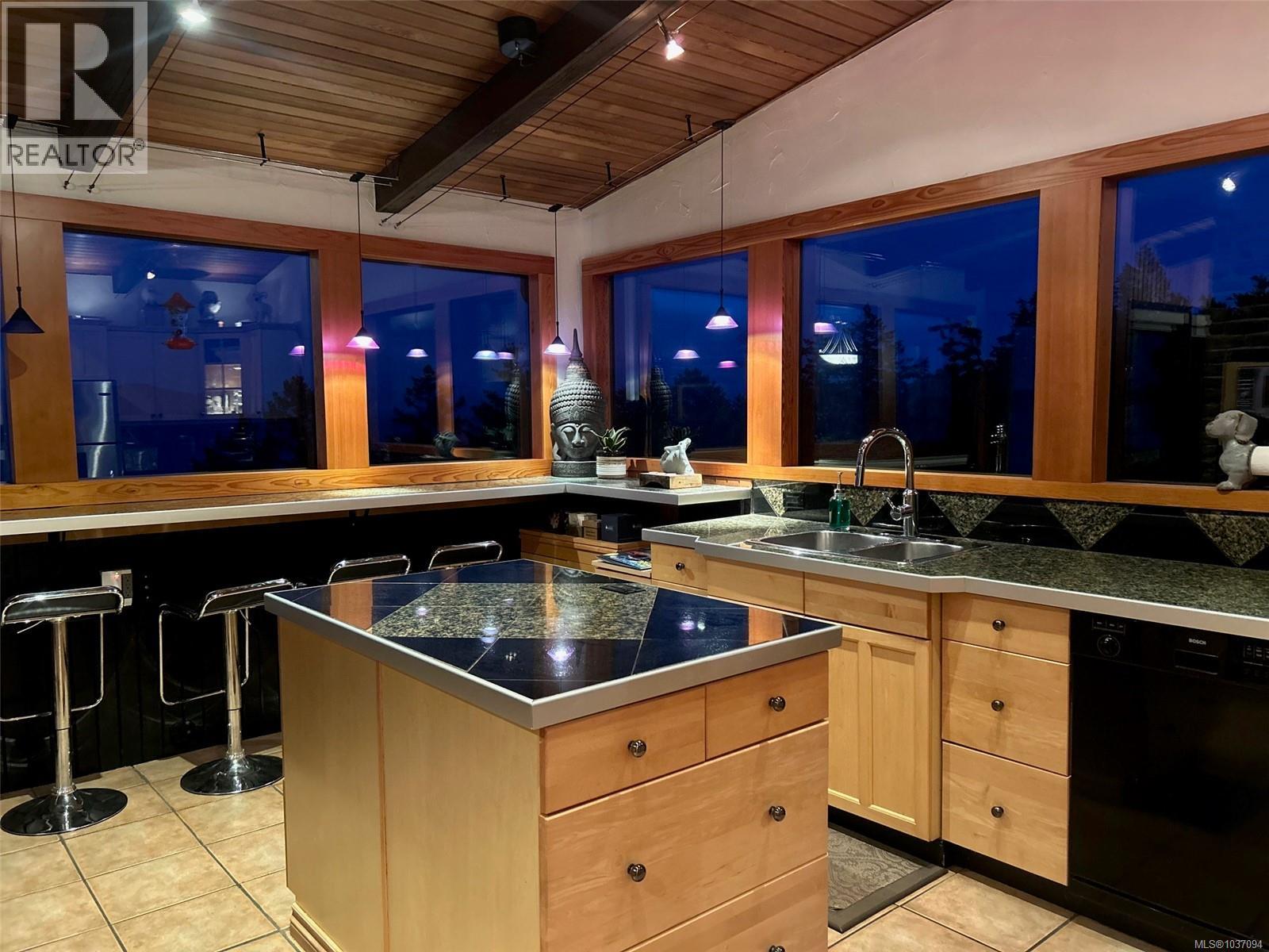 4814 Blue Jay Trail - 14