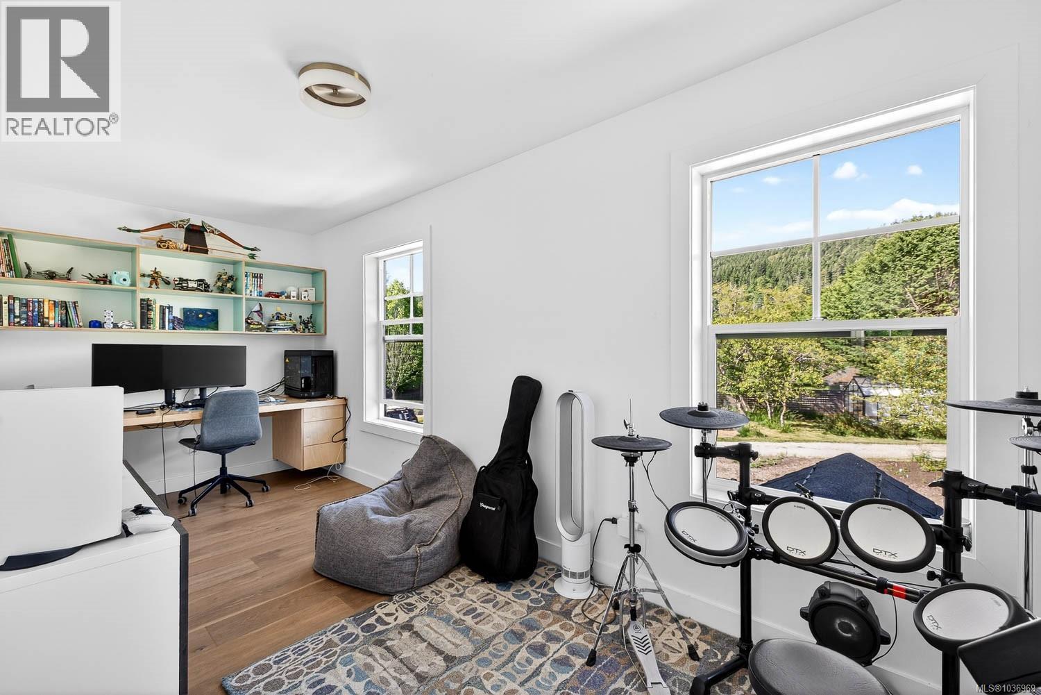 2454 Fulford-Ganges Rd - 33