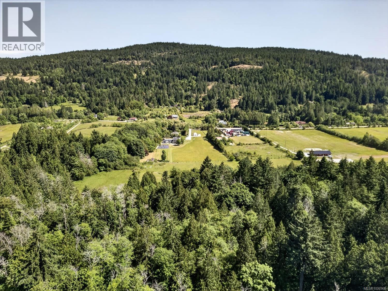 2454 Fulford-Ganges Rd - 70