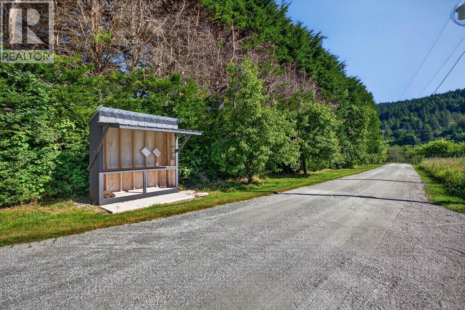 2454 Fulford-Ganges Rd - 71