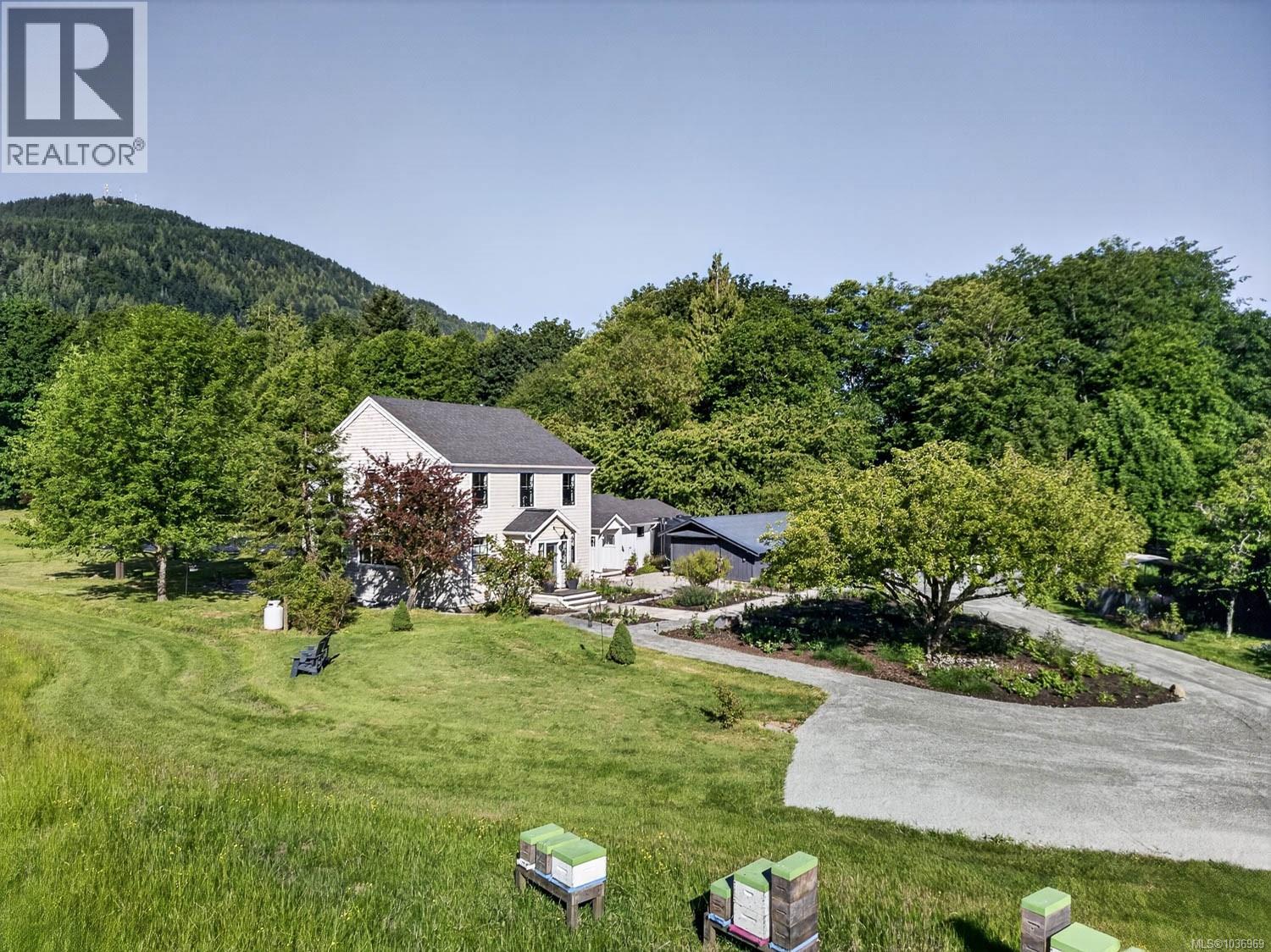 2454 Fulford-Ganges Rd - 53