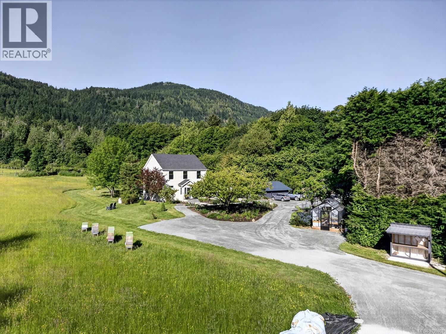 2454 Fulford-Ganges Rd - 54