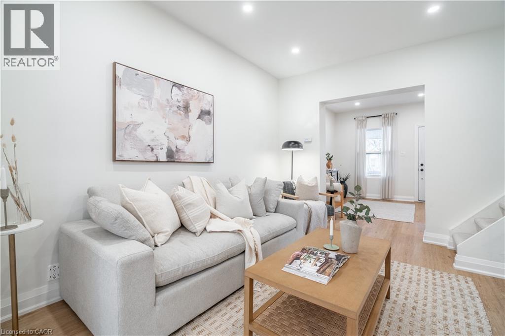 51 EAST 23RD Street, Hamilton, Ontario, L8V2W5 — Photo 9