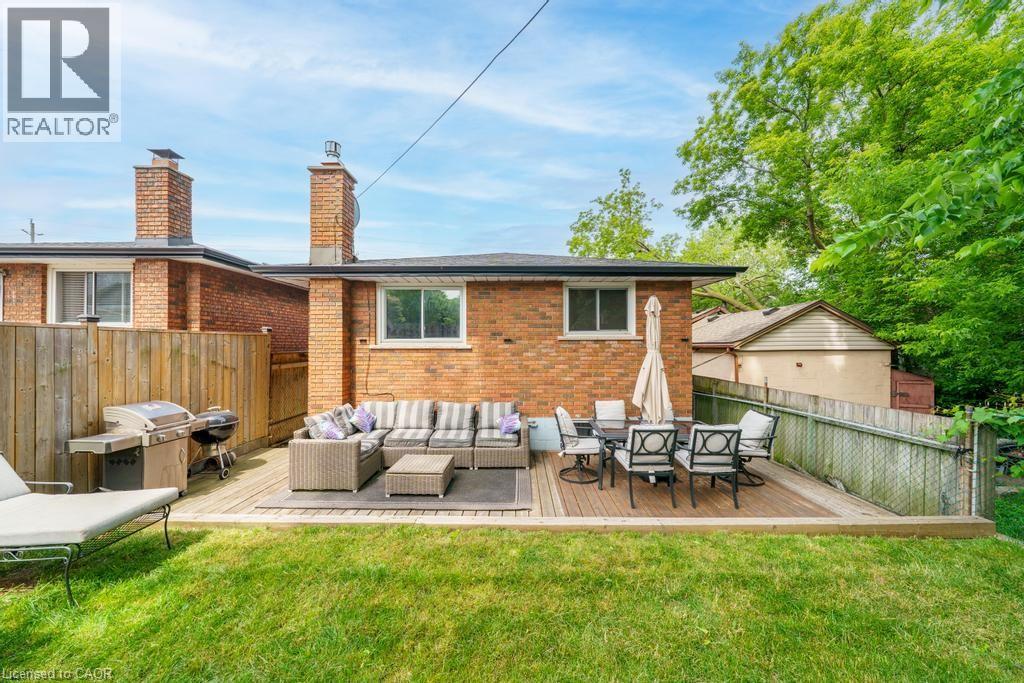 494 FERGUSON Avenue N - 39