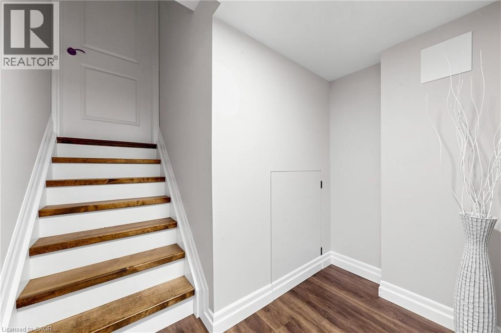 1365 ESTER Drive, Burlington, Ontario, L7L1L4 — Photo 24