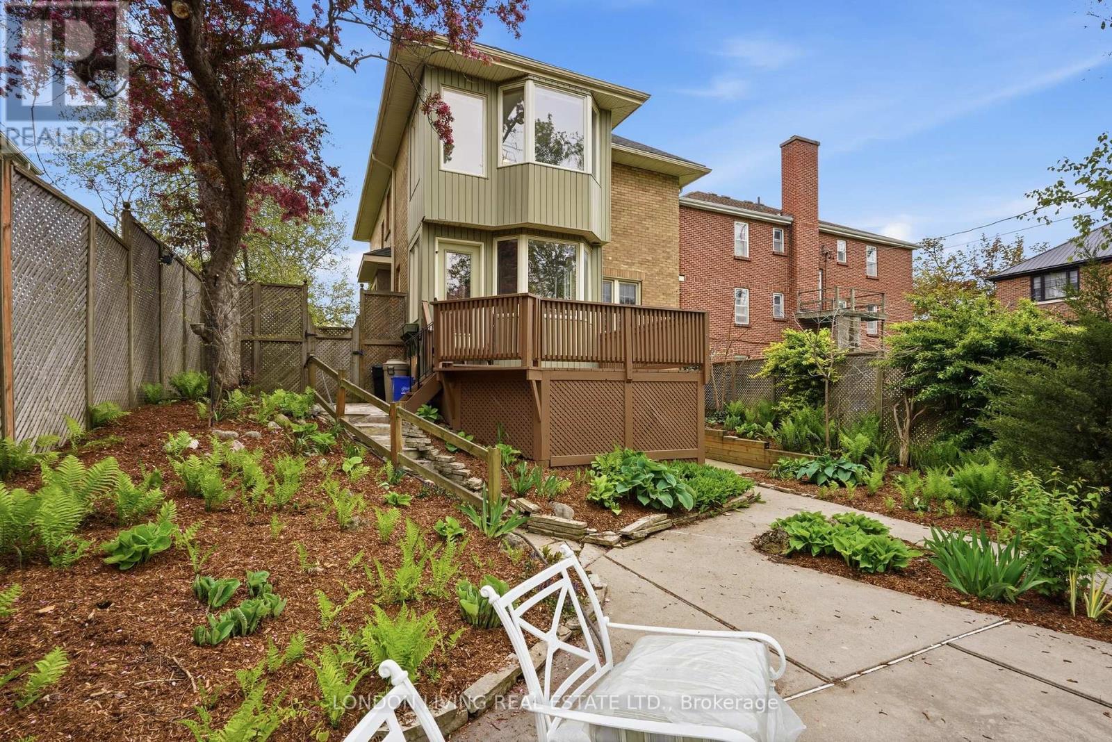 26 FRANK PLACE - 38
