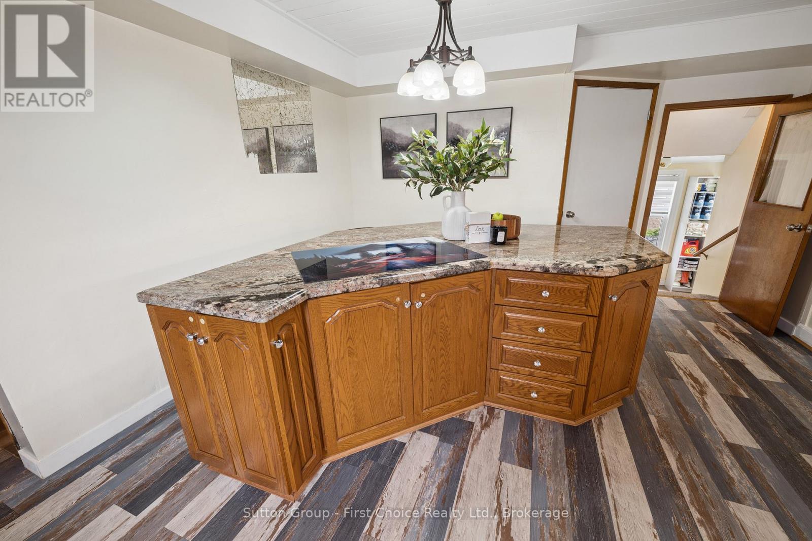 115 LEGION STREET - 16